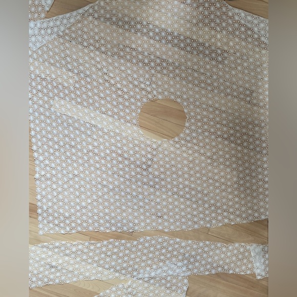 Ivory White Fabric with Geometric Broderie - Picture 2 of 4